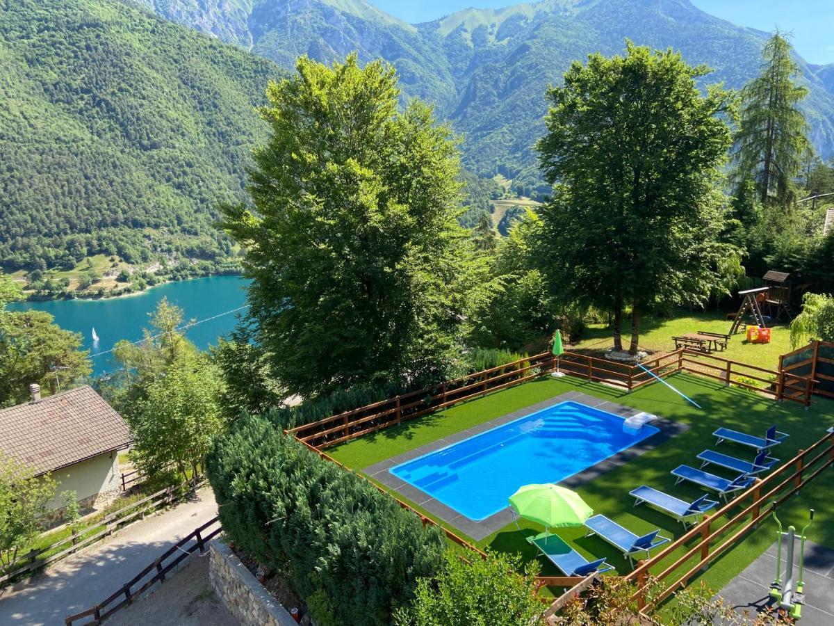Le Terrazze Sul Lago - Ledro House 피에베디레드로 외부 사진
